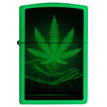 Zippo aansteker Cannabis Glow in the Dark met effect