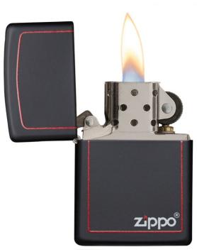 Zippo aansteker Black Matte Zippo Border open met vlam 