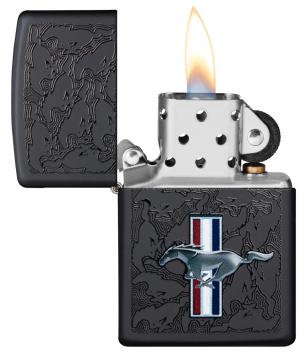 Zippo aansteker Ford Mustang Horse & Bars open