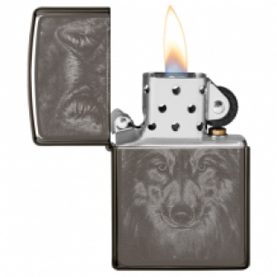 Zippo aansteker Wolf open
