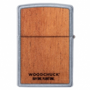 Zippo aansteker Woodchuck Howling Wolf achterzijde